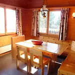 Ardevaz I By Interhome בקתה